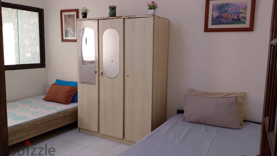 Bed Space, Room Partation for bachelors in Gudaibiya Opposite lulu 19