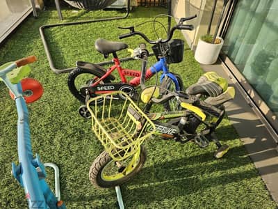 2 kids bicycles