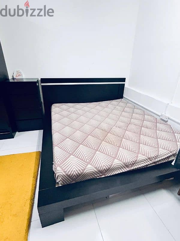 bed for sale with set 1