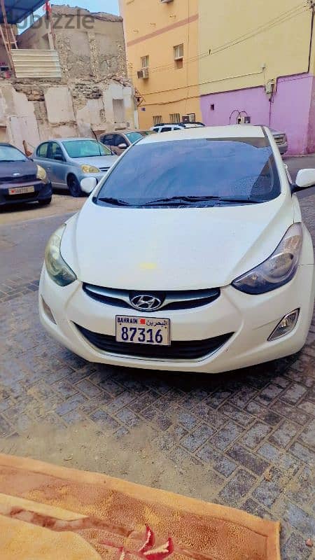 Hyundai Elantra 2013 3