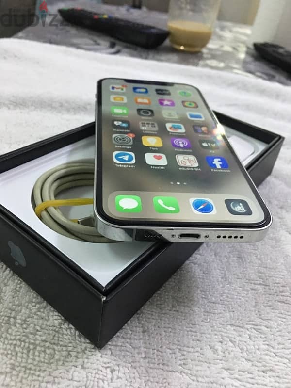 iphone 12 pro 256 gb clean 100% 1