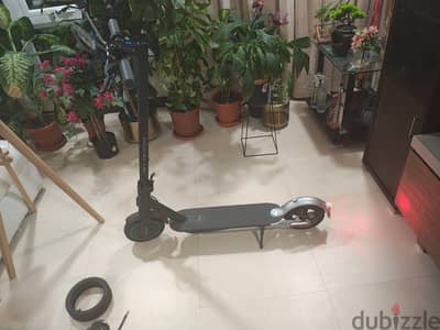 FLASH SALE - Mi Electric Scooter Pro 2 Mercedes-AMG Petronas F1 Team