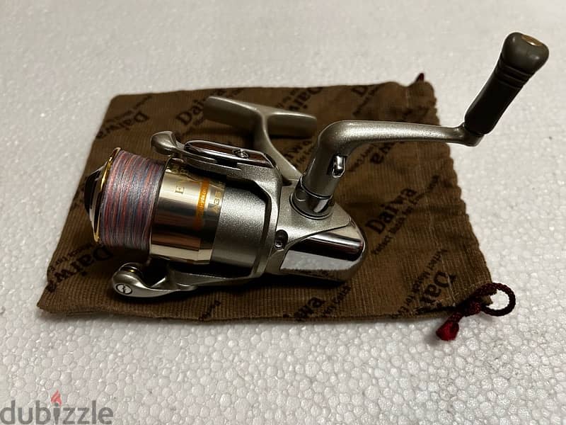 Daiwa Emblem-X1500C fishing reel 2