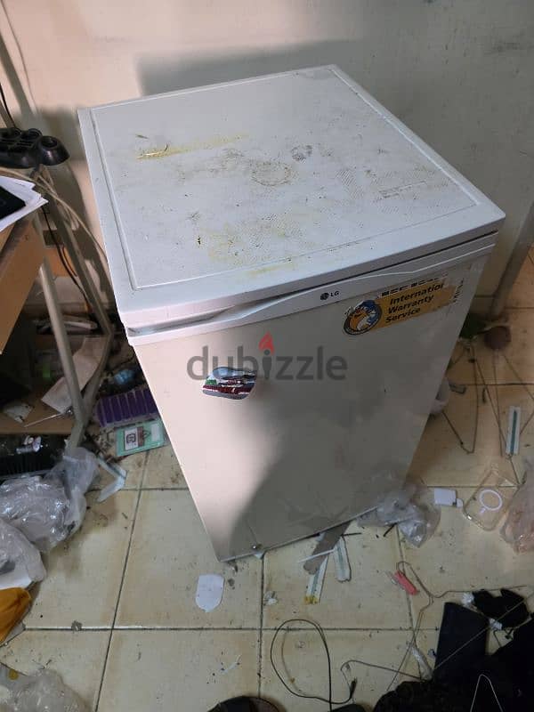 small fridge used 0