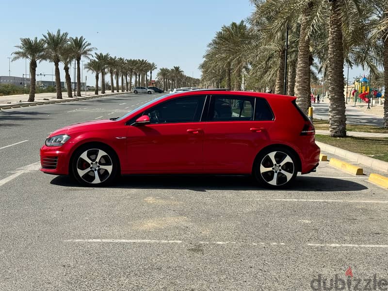 Volkswagen GTI 2015 red 2