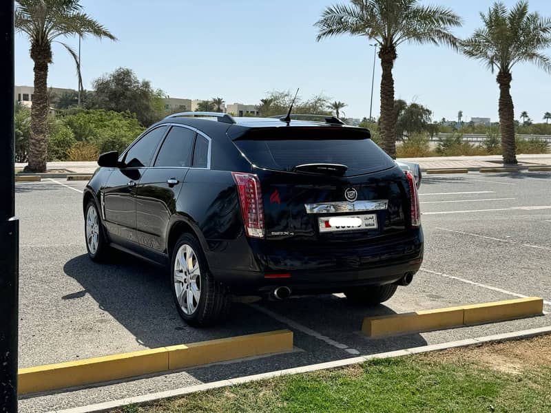 Cadillac SRX 2010 black 7