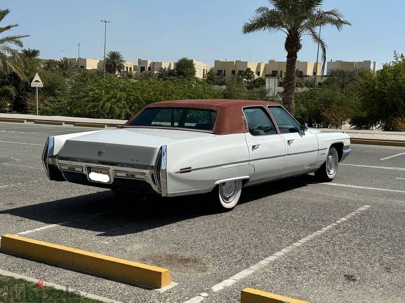 Cadillac Fleetwood 1971 white 6