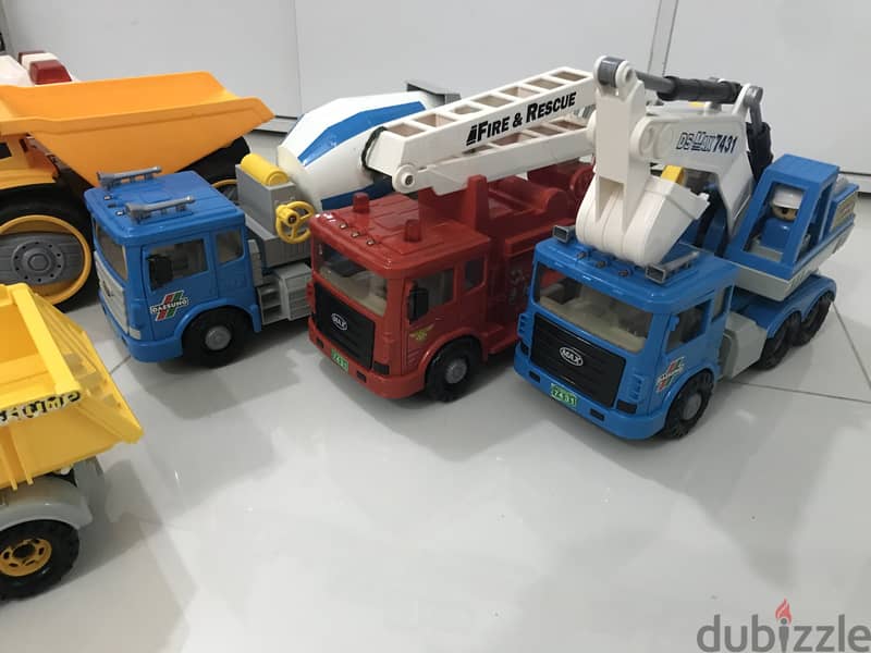 7 heavy vehicle toys - all for 20BD only(mob. 33899639) 1