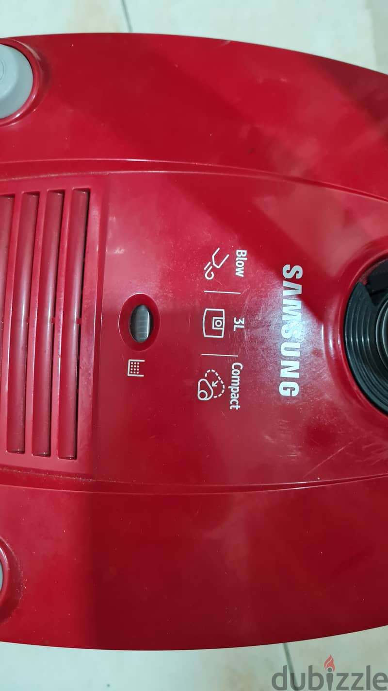 SAMSUNG VACUUM CLEANER IN GOOD CONDITION FOR SALE 2