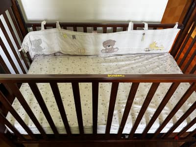 Baby crib تخت طفل