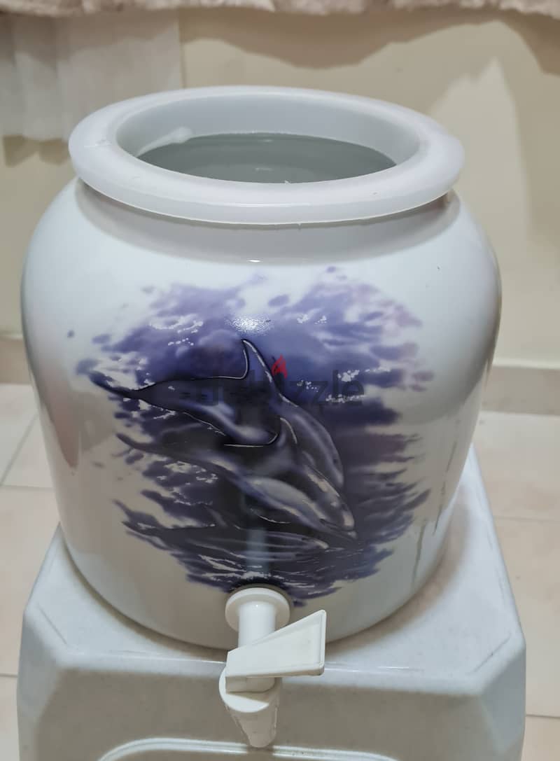 Porcelain Painted Water Dispenser 1