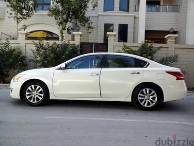 Nissan Altima S Well Maintained Car For Sale!