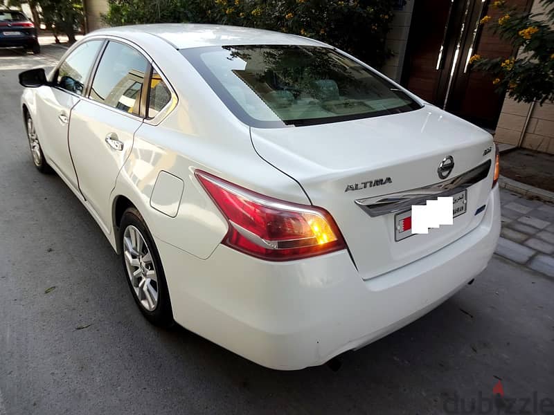 Nissan Altima S Well Maintained Car For Sale! 5