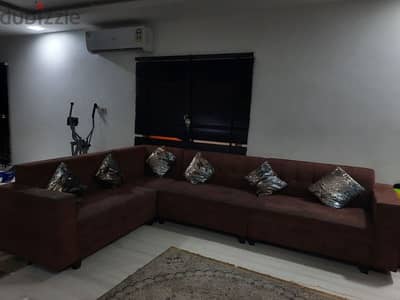 جلسه لسبع اشخاص مع سجادة للبيع// carpet and sofa for 7 people for sale