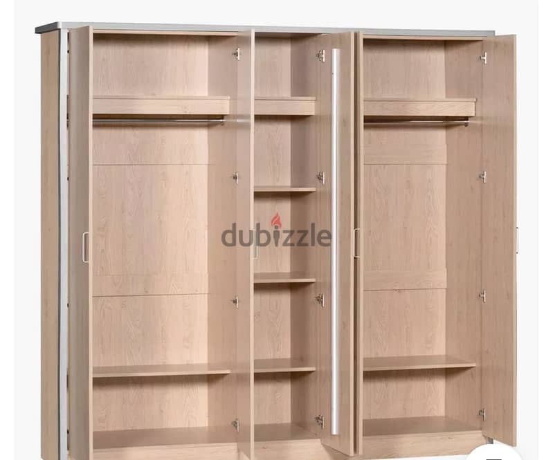 5 door wardrobe 1