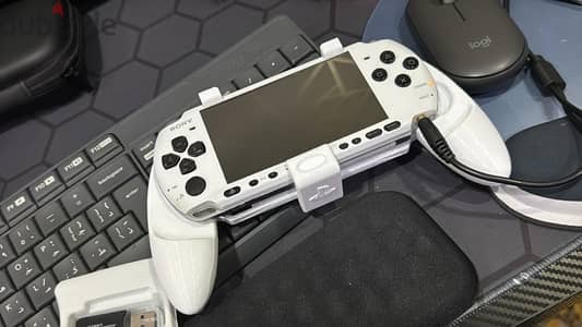 sony PSP300 white and black with accessories .