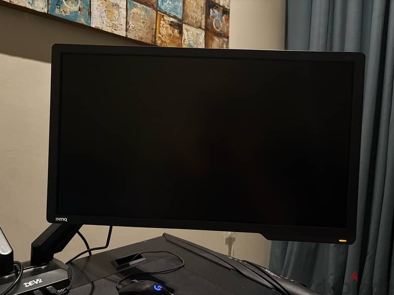 Gaming monitor + Dual monitor arm 2