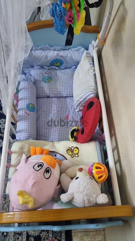 cribe/baby bed 1