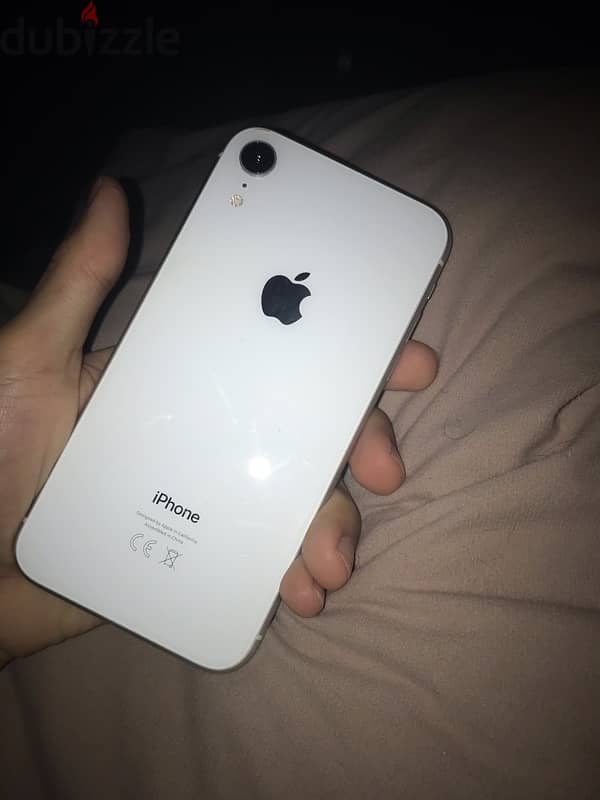 iPhone XR 1