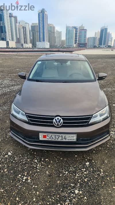 Volkswagen Jetta 2016 Lady Used Full Option Perfect Condetion