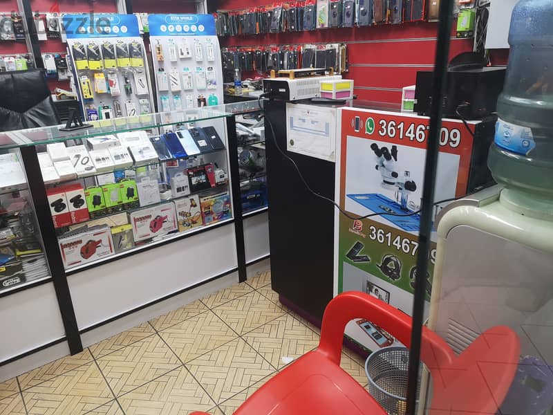 Runnig Mobile shop for sale in gudaiybia 3