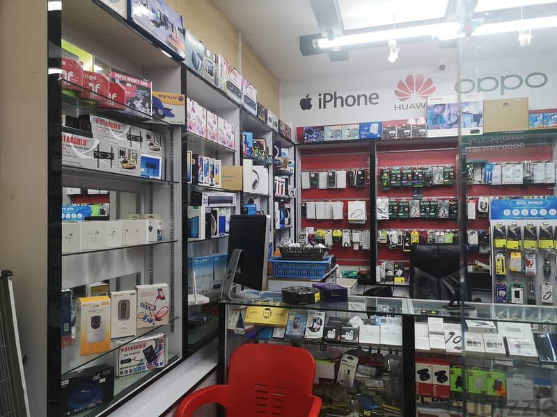 Runnig Mobile shop for sale in gudaiybia 4