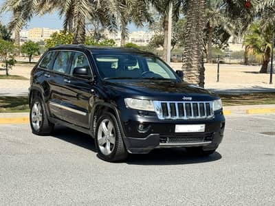 Jeep Grand Cherokee 2013 black