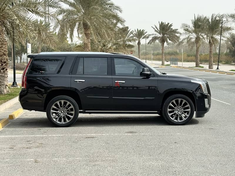 Cadillac Escalade 2019 black 2