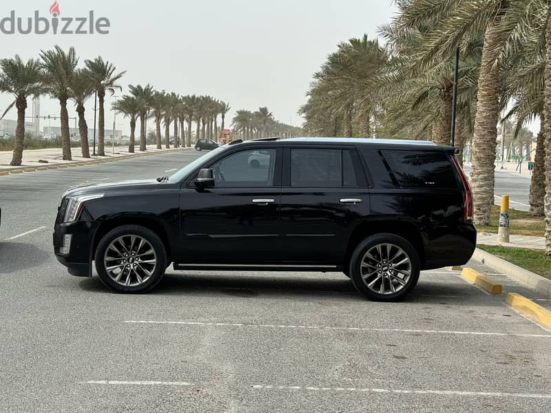 Cadillac Escalade 2019 black 3