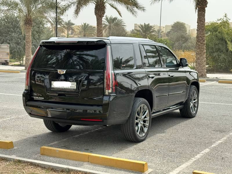 Cadillac Escalade 2019 black 7