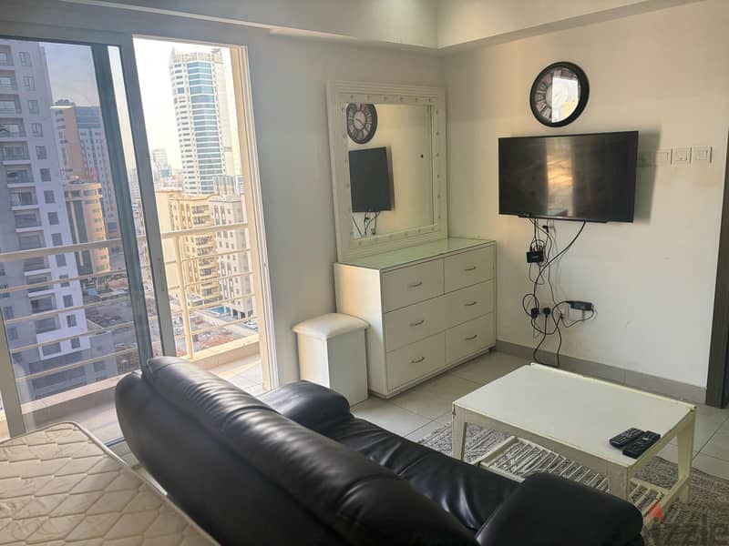 FURNISHED STUDIO FLAT IN JUFFAIR 4