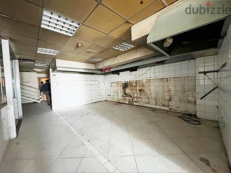 Premium Restaurant/Showroom for Rent – Buhair (Highway Facing)! 12