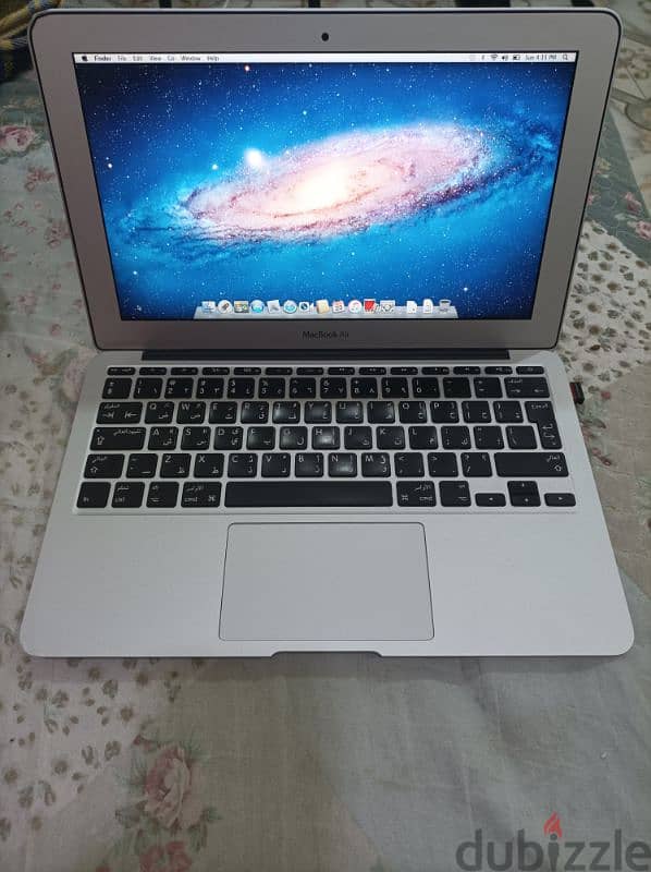 Apple MacBook Air i5 11-5inch 0