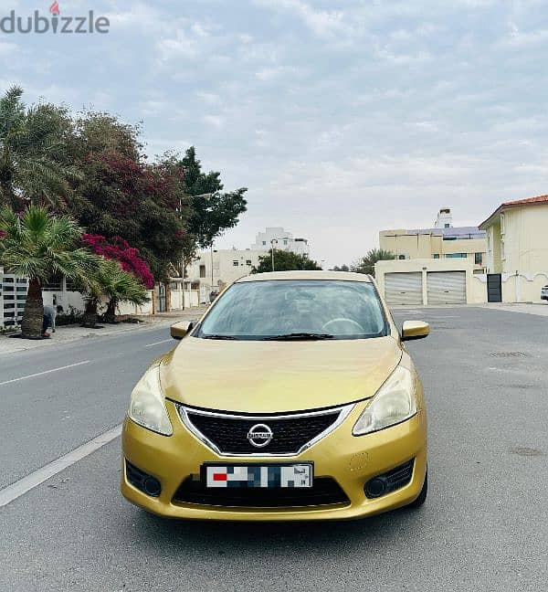 Nissan Tiida 2015 5