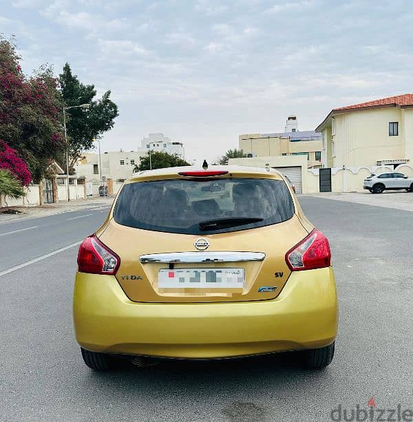 Nissan Tiida 2015 9