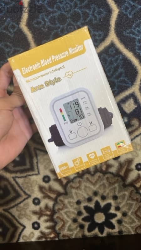 Blood pressure monitor جهاز قياس ضغط الدم 6