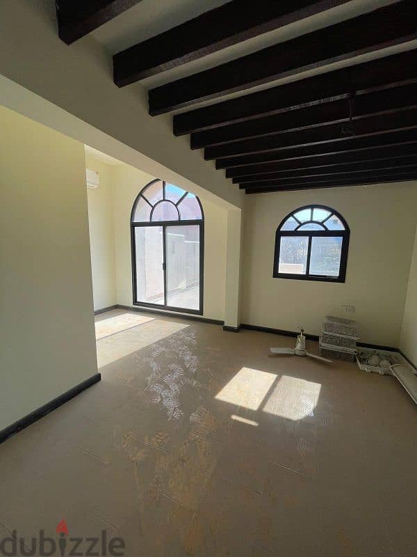 For rent 6 bedrooms Villa in Jidali. 6