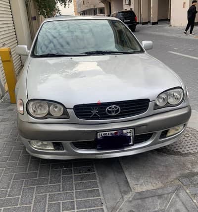 Corolla 2000 model for sale