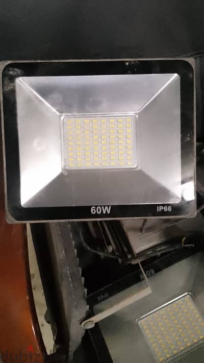 60W light  (6 pices Available)