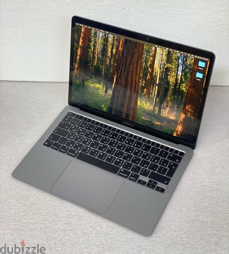 MacBook Air M1 8GB RAM 256GB SSD 13.3"(2560 x 1600) Display Type-C 1