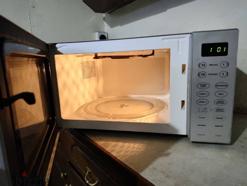 OVEN MICROWAVE GRILL FOR SALE 1