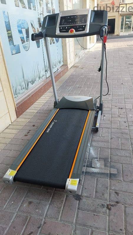 treadmilll for sale 60bd 0