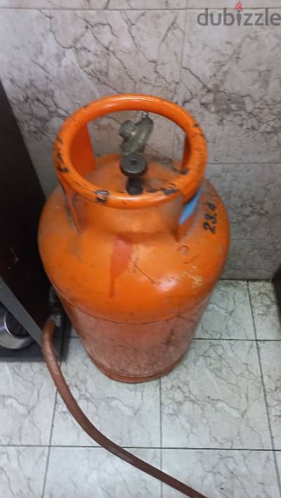 gas cylinder with regulater