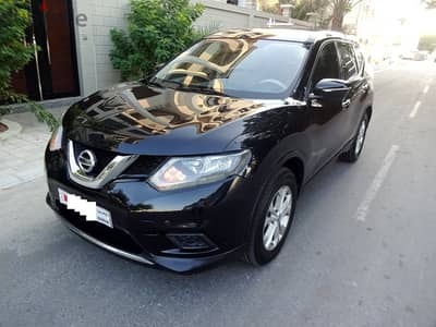 Nissan X Trail 2.5 L 2015 Black V4 7 Seat Well Maintained Urgent Sale