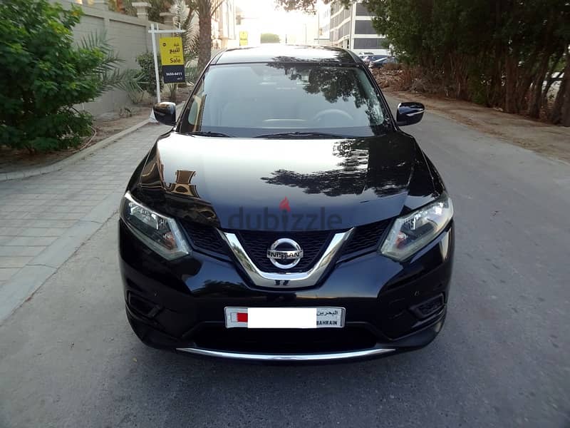 Nissan X Trail 2.5 L 2015 Black V4 7 Seat Well Maintained Urgent Sale 1