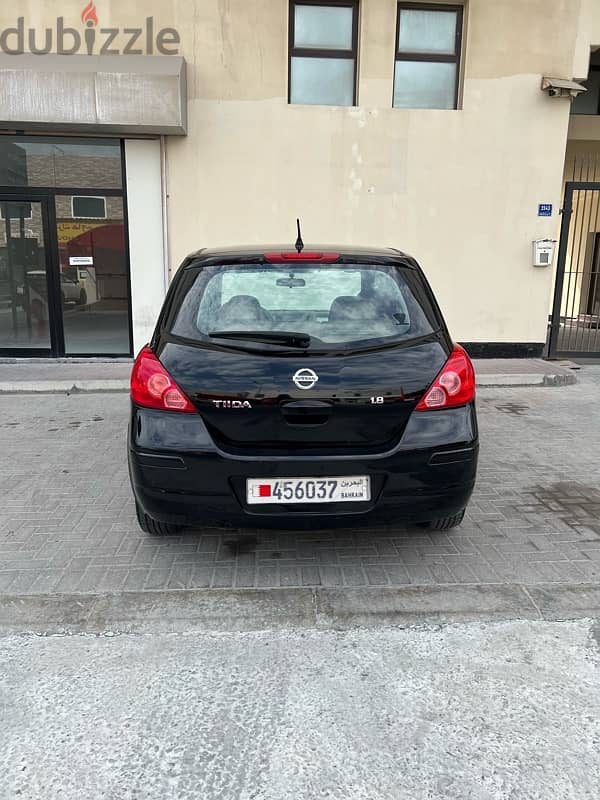 Nissan Tiida 2013 1