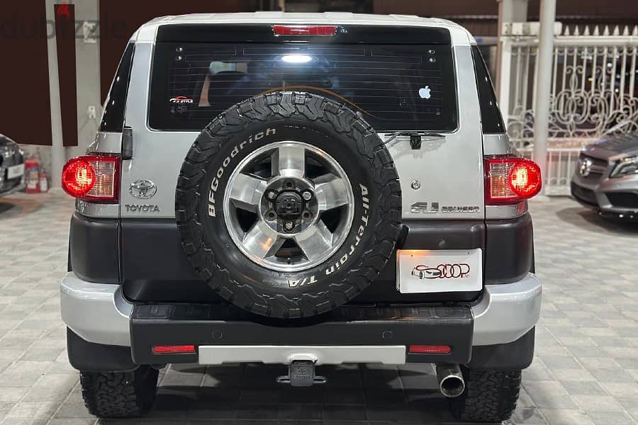 Toyota FJ Cruiser 2009 9