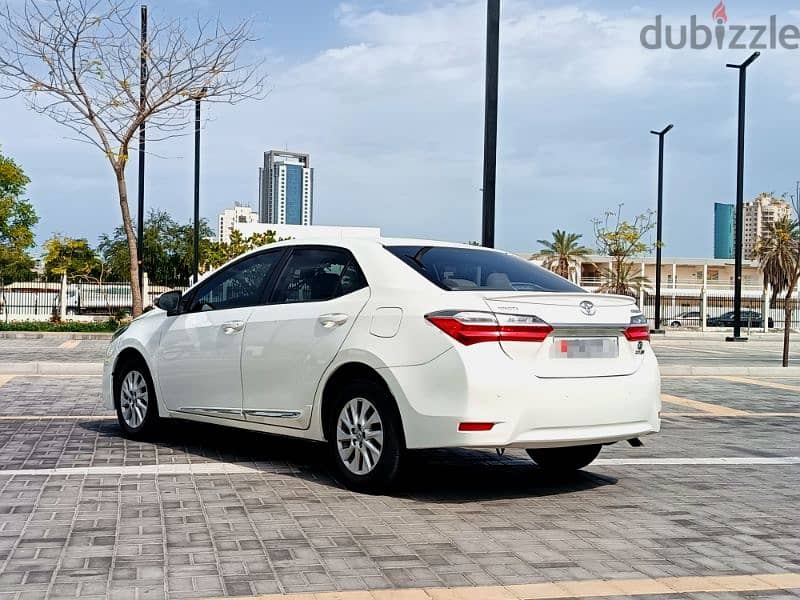 Toyota Corolla 2019 2.0xli Single Owned MID OPTION Car For Sale 2