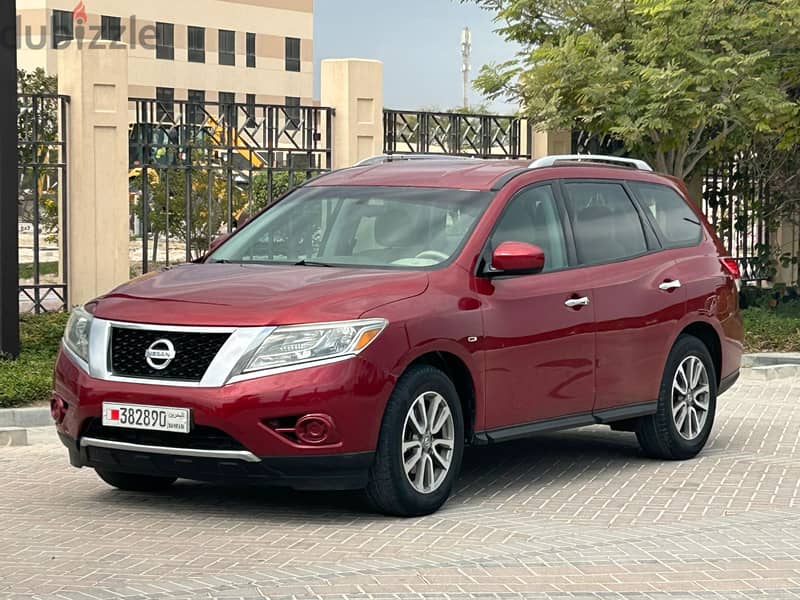 Nissan Pathfinder 2014 model V6 family 7 Seater FOR SALE 12