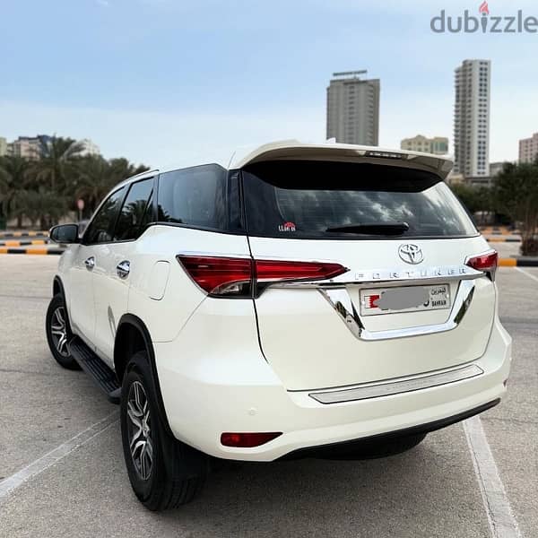 Toyota Fortuner 2018 1